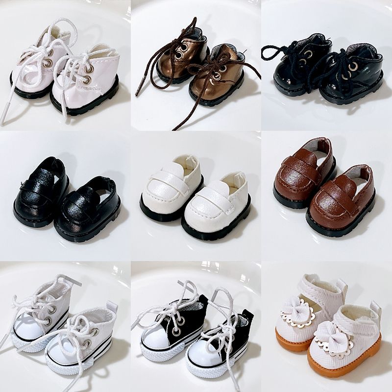 Doll accessories